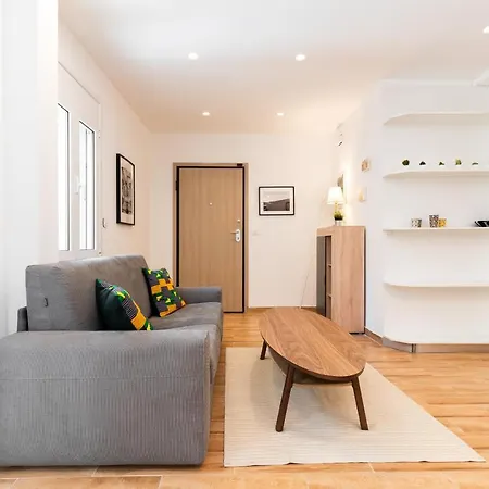 Modern Apartment, Short Walk To Acropolis Sites Athens