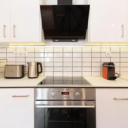 Modern Apartment, Short Walk To Acropolis Sites Apartment Athens