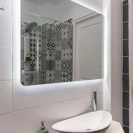 Apartment Modern Apartment, Short Walk To Acropolis Sites *