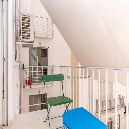 Modern Apartment, Short Walk To Acropolis Sites Apartment *