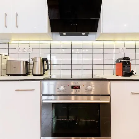 Modern Apartment, Short Walk To Acropolis Sites Apartment Athens